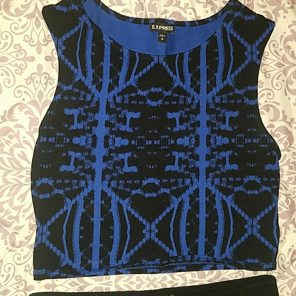 Aztec Crop Top 💙🖤